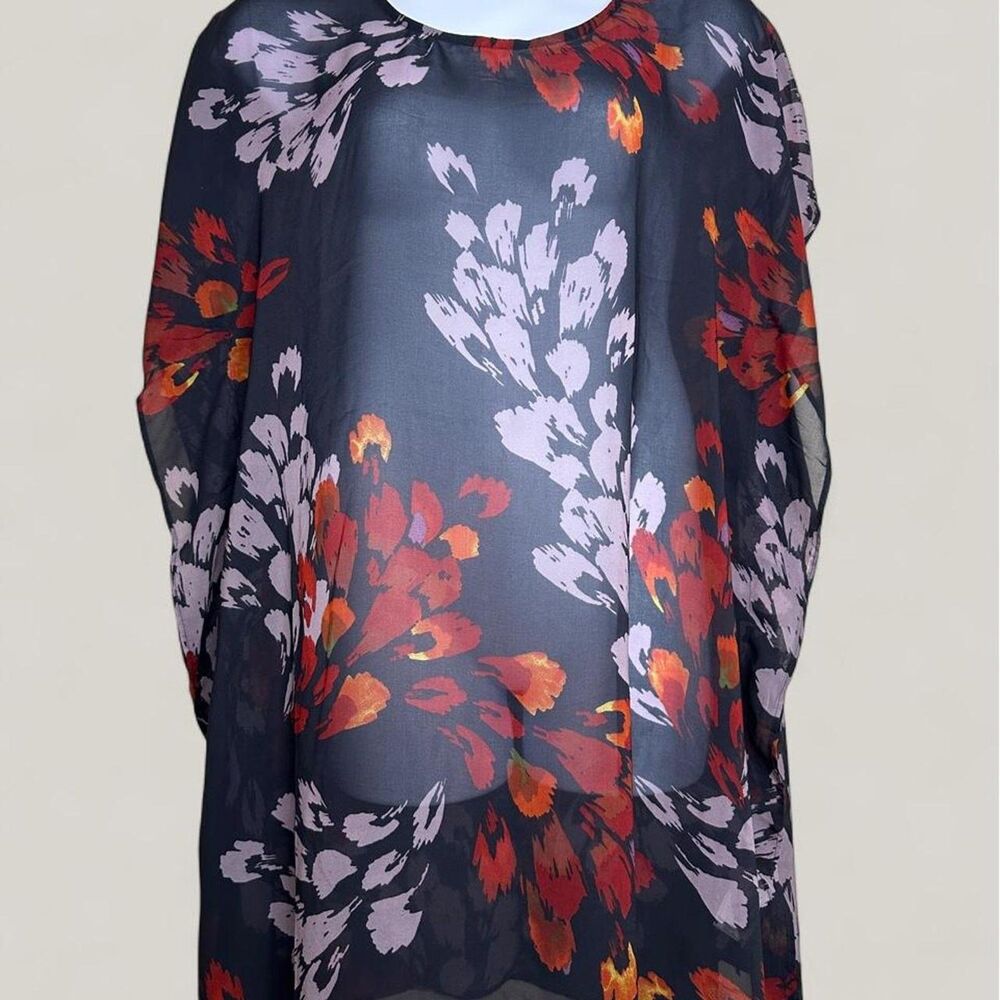 Black and red floral print